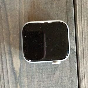 Apple I watch 40mm series 6